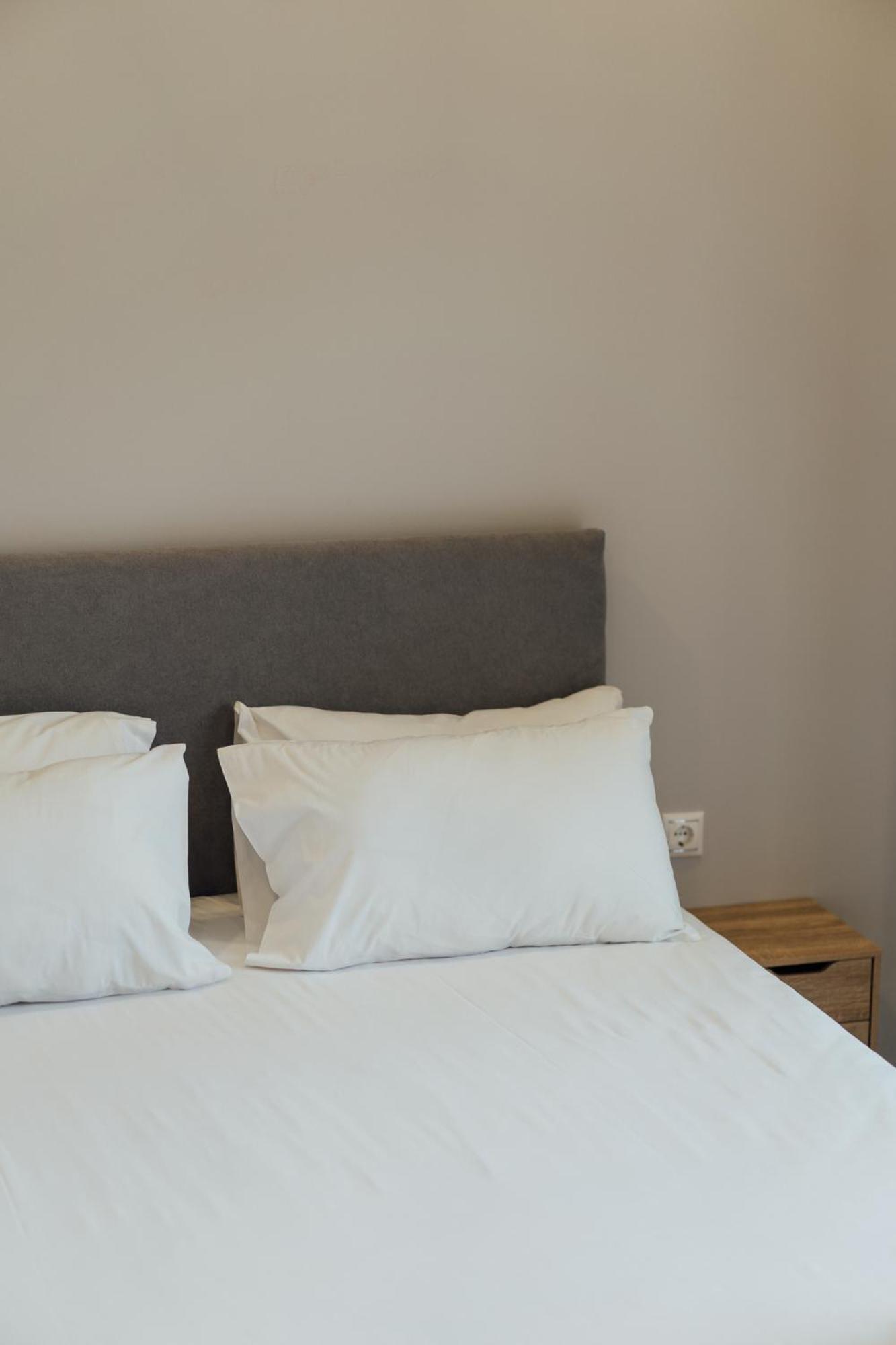 Blue Waves Luxury Suites By The Sea بلوماريوس المظهر الخارجي الصورة